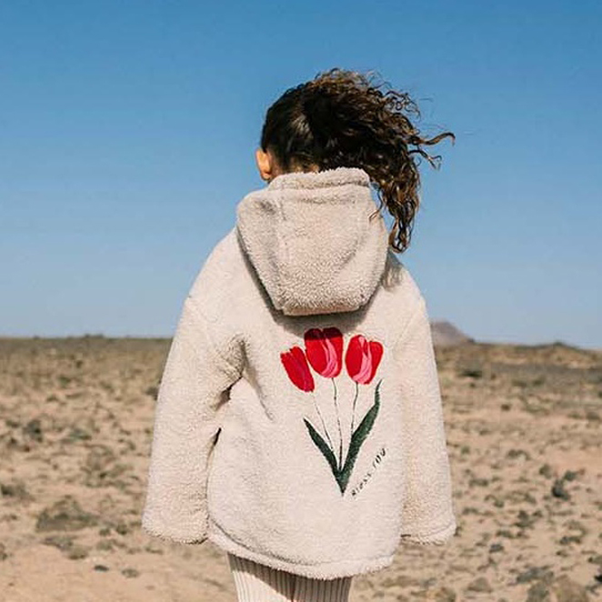 마틸다엔와이 여아용 튤립 꽃 양면 누빔 뽀글이 패딩, 현재가 56,860원