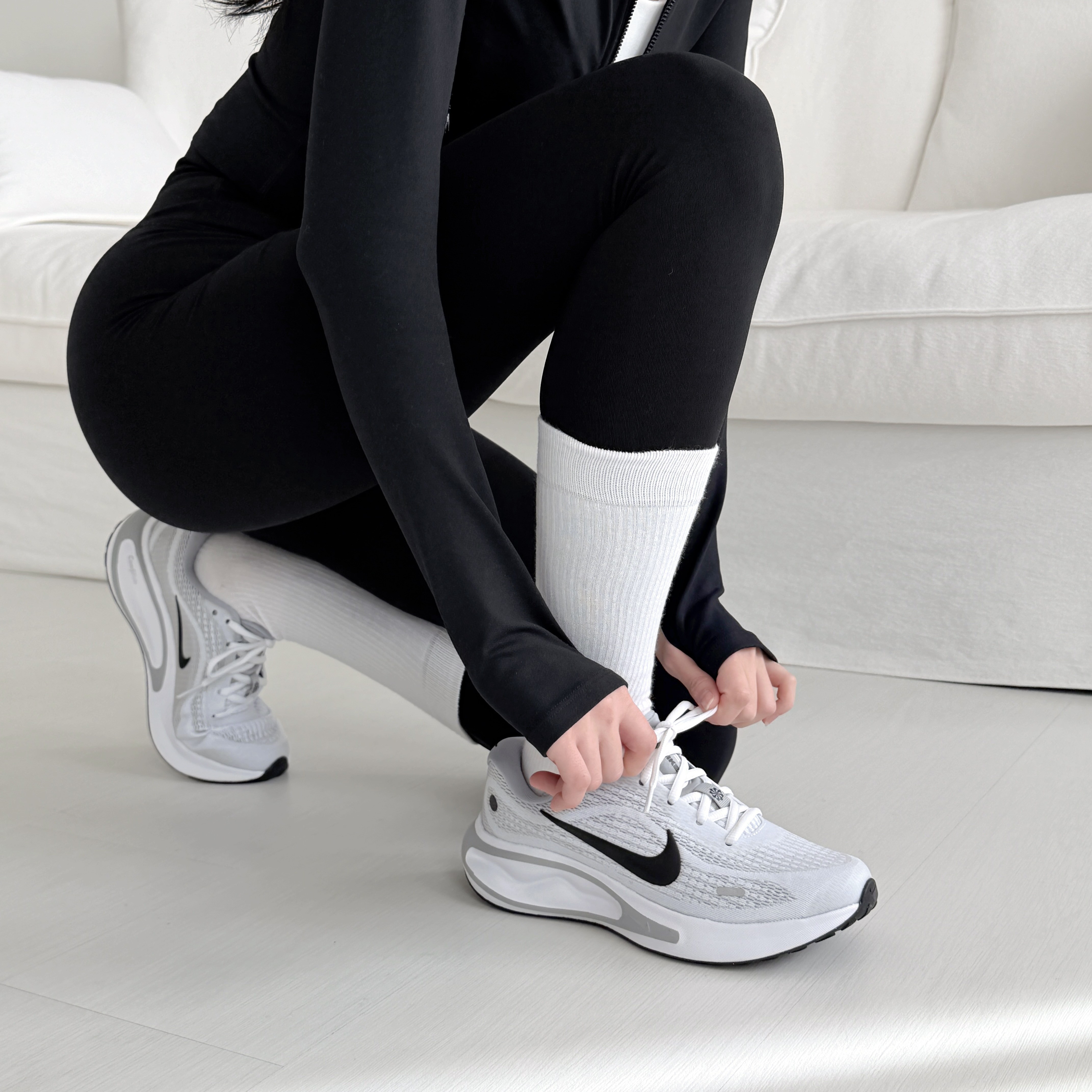 (NIKE 국내정품) 나이키 저니 런 런닝화 남성 여성 커플 운동화 가벼운 데일리 패션 신발 HIGHMAX 증정품 93,900원