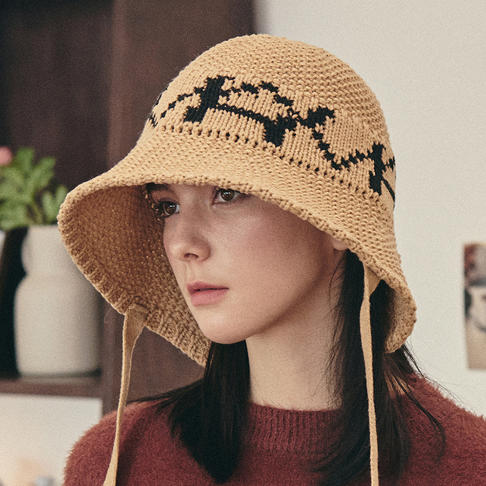 바잘 여성용 VA 디지털 로고 코지 니트 보닛햇 40,610원