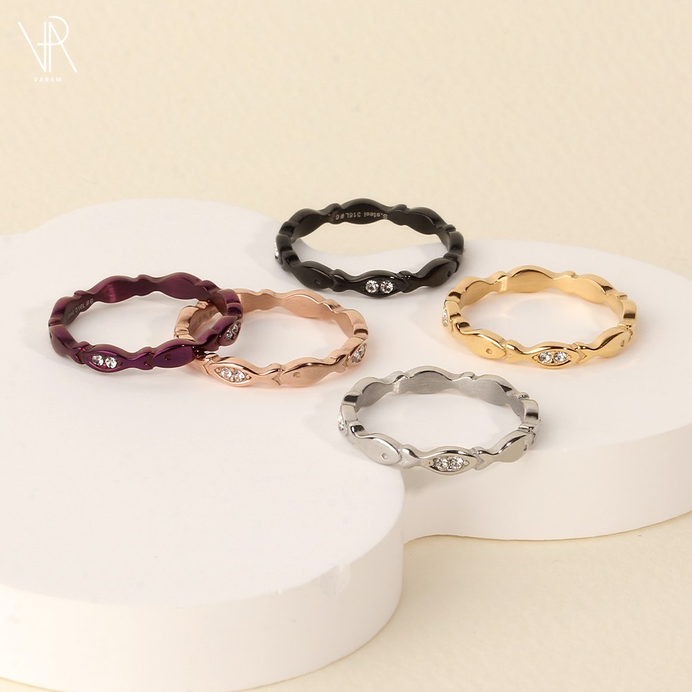 VARAM 행운 소원성취 큐빅 물고기 반지  써지컬 316L 스틸 13,800원