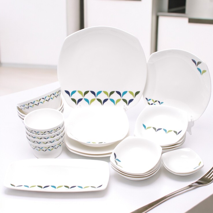 어바웃리빙 프레쉬 본차이나 4인용 홈세트 24P, 프레쉬, 1세트, 4인용 홈세트 24P 151,200원