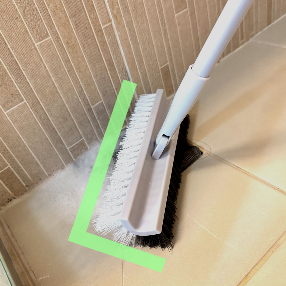 지티시재팬 화장실 바닥 청소솔 롱 스탠드 V자 곰팡이제거 틈새 바닥솔, 화이트, 1개 13,000원