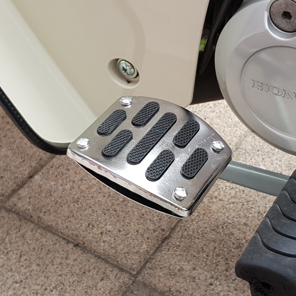 MOXI 혼다 슈퍼커브110 전용 클러치 브레이크 확장 발판 스텝 튜닝 2,500원