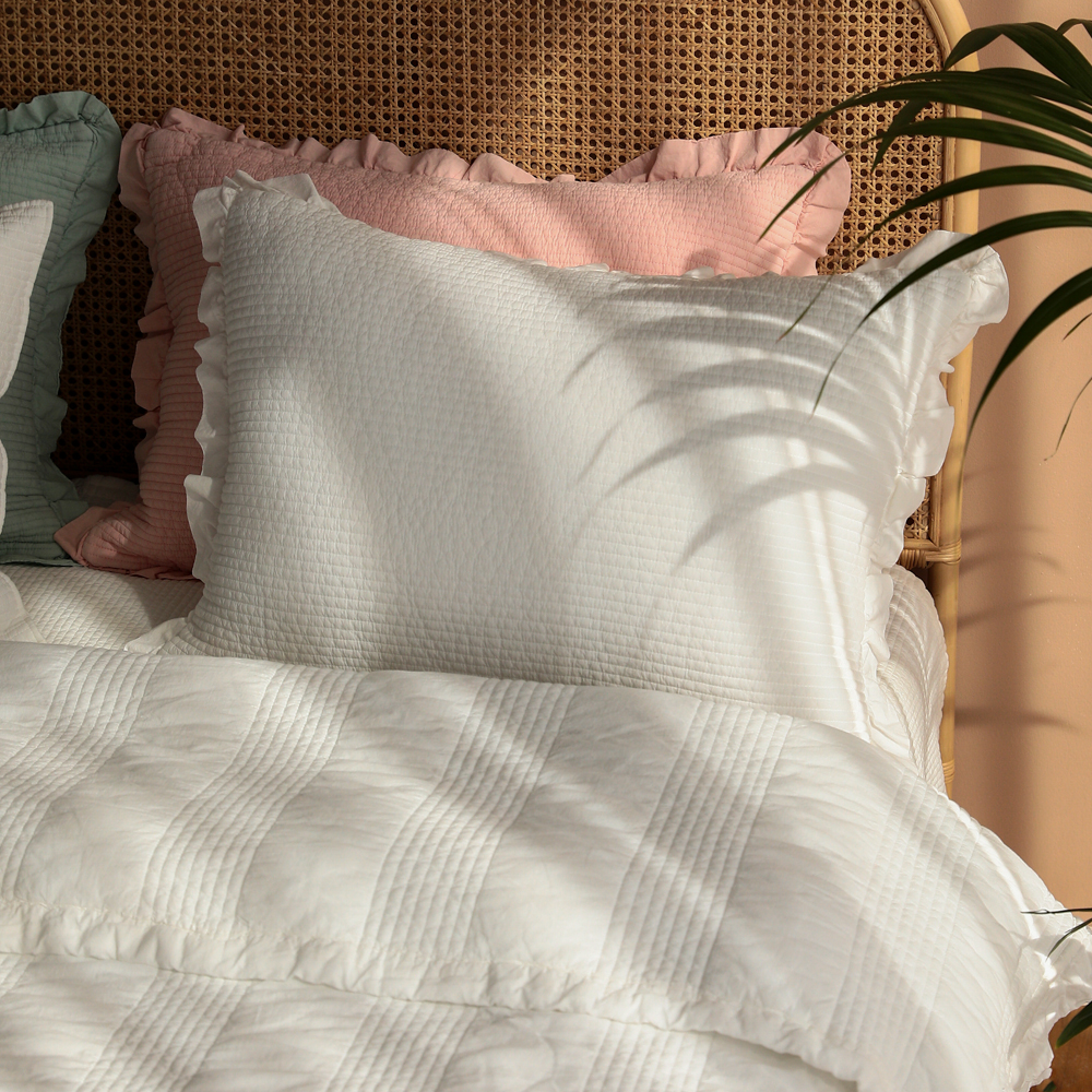 헬로우슬립 코튼 프릴 순면 피그먼트워싱 줄누빔 베개커버 13,750원