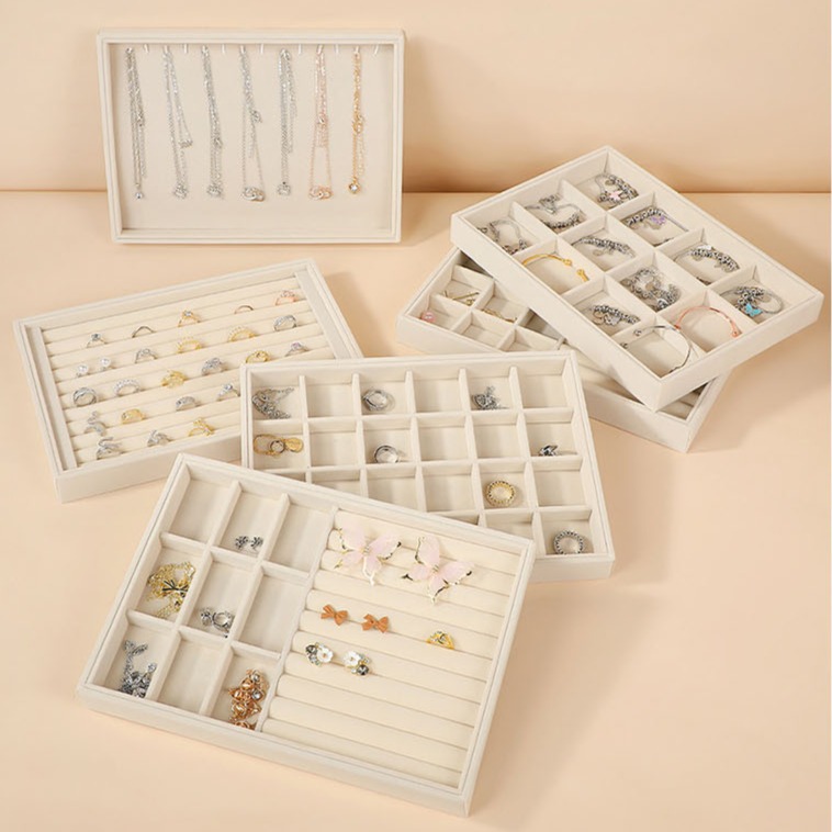 리빙웍스 초대형 간편벨벳 악세서리 대용량 보관 정리 진열대 올벨벳 9,000원