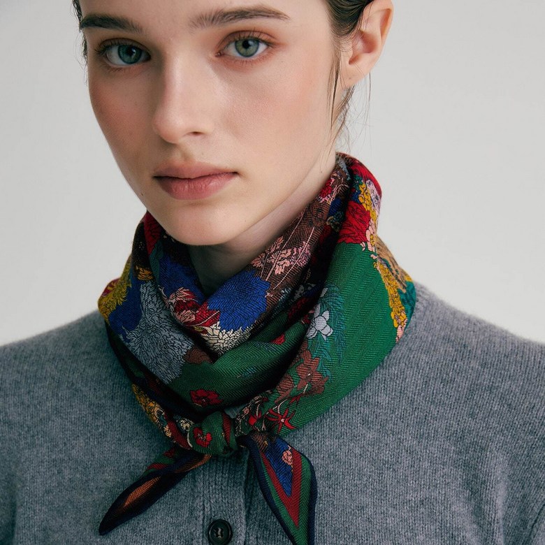 [국내백화점] 닥스 스카프 명품머플러 여성머플러 명품목도리 여자 목 우아한 선물용 고급 122,260원