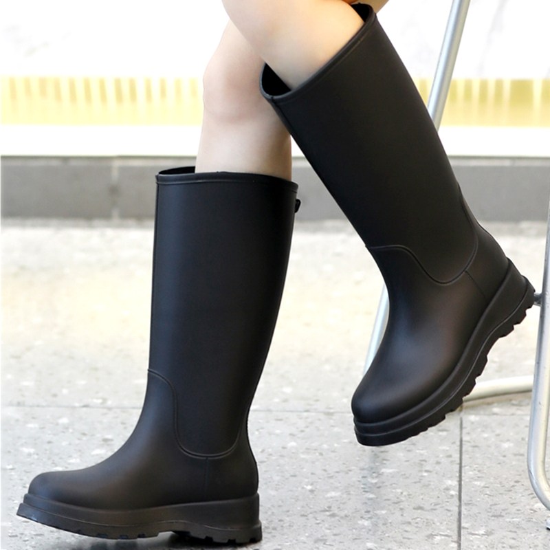 여성 패션 롱 미들 레인부츠 장목 통굽 장화 미끄럼 방지 여름 첼시 레인부츠 슬림핏 스타일리시 내구성 고무장화 27,880원