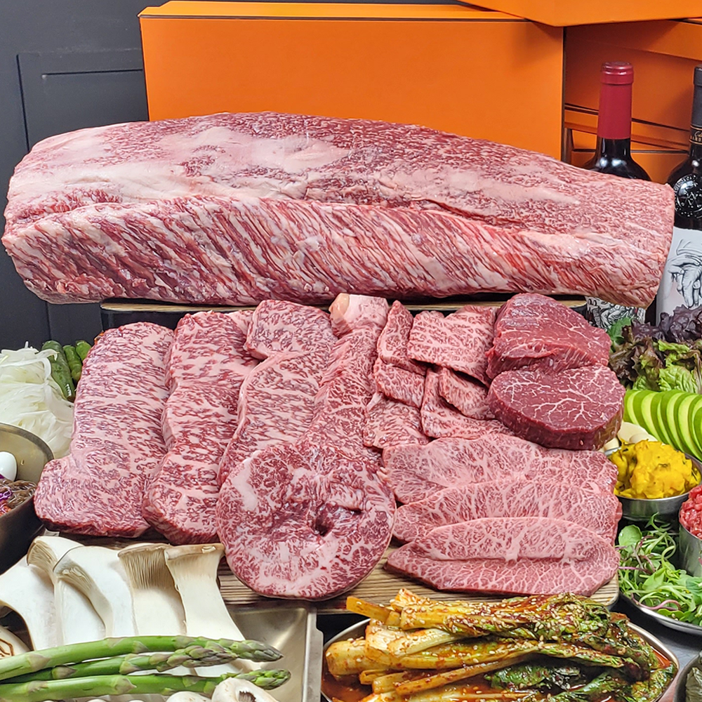 [황제한우] 1++ 수라상세트 3kg 마장동 투뿔한우 구이용 선물세트 (꽃등심, 채끝, 부채살, 업진살, 살치살, 갈비살, 치마살, 안심) 560,000원