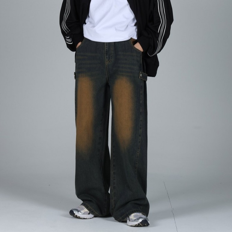 주식회사 이황에프엔씨 남녀공용 사이드 턱 스냅 버튼 밴딩 와이드 청바지 6688-1 39,800원