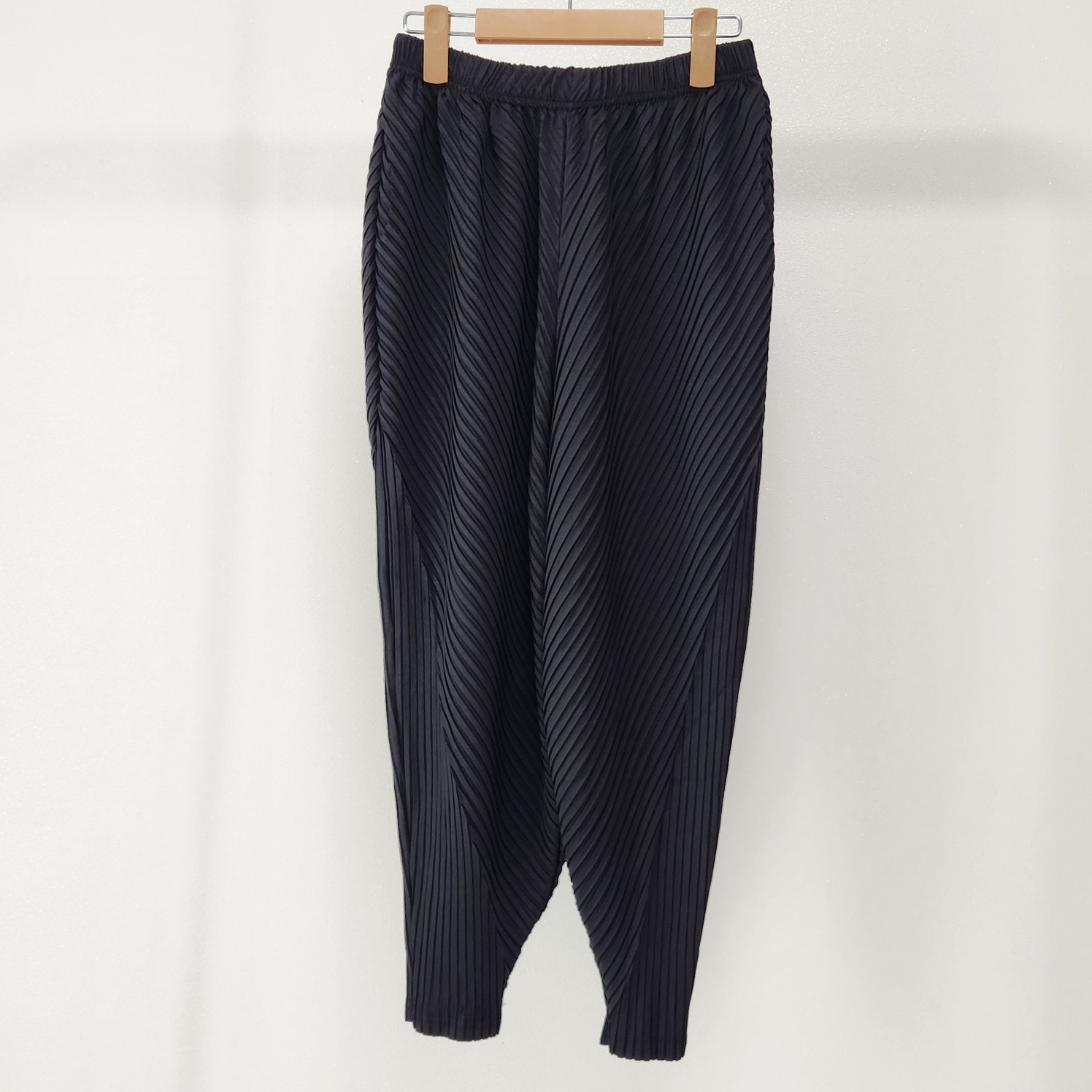 사선 플리츠바지 주름팬츠 항아리밴딩바지 배기팬츠 아줌마옷 블랙, 짧은 기장 31,490원