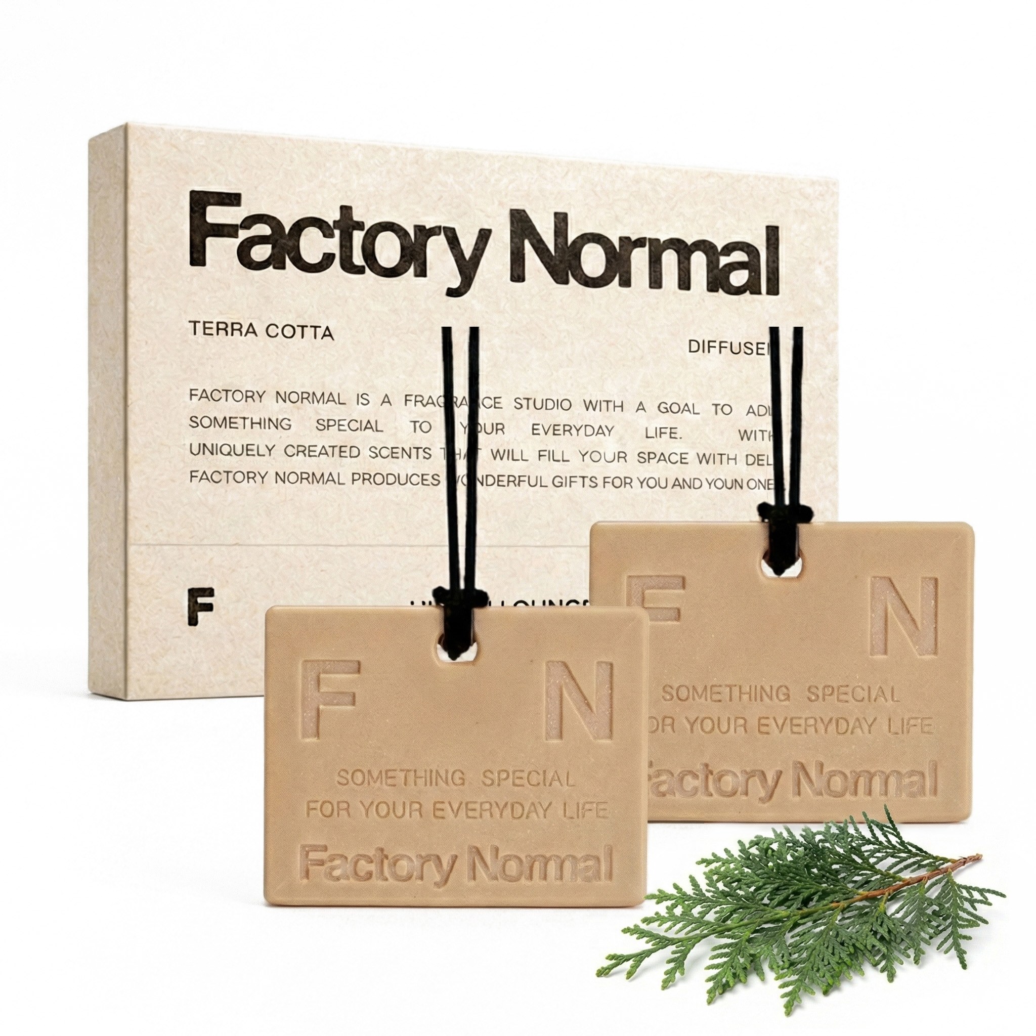 팩토리노멀 차량용방향제 테라코타 디퓨저 자동차 룸미러 선물, 1세트, 히노끼 라운지 28,800원