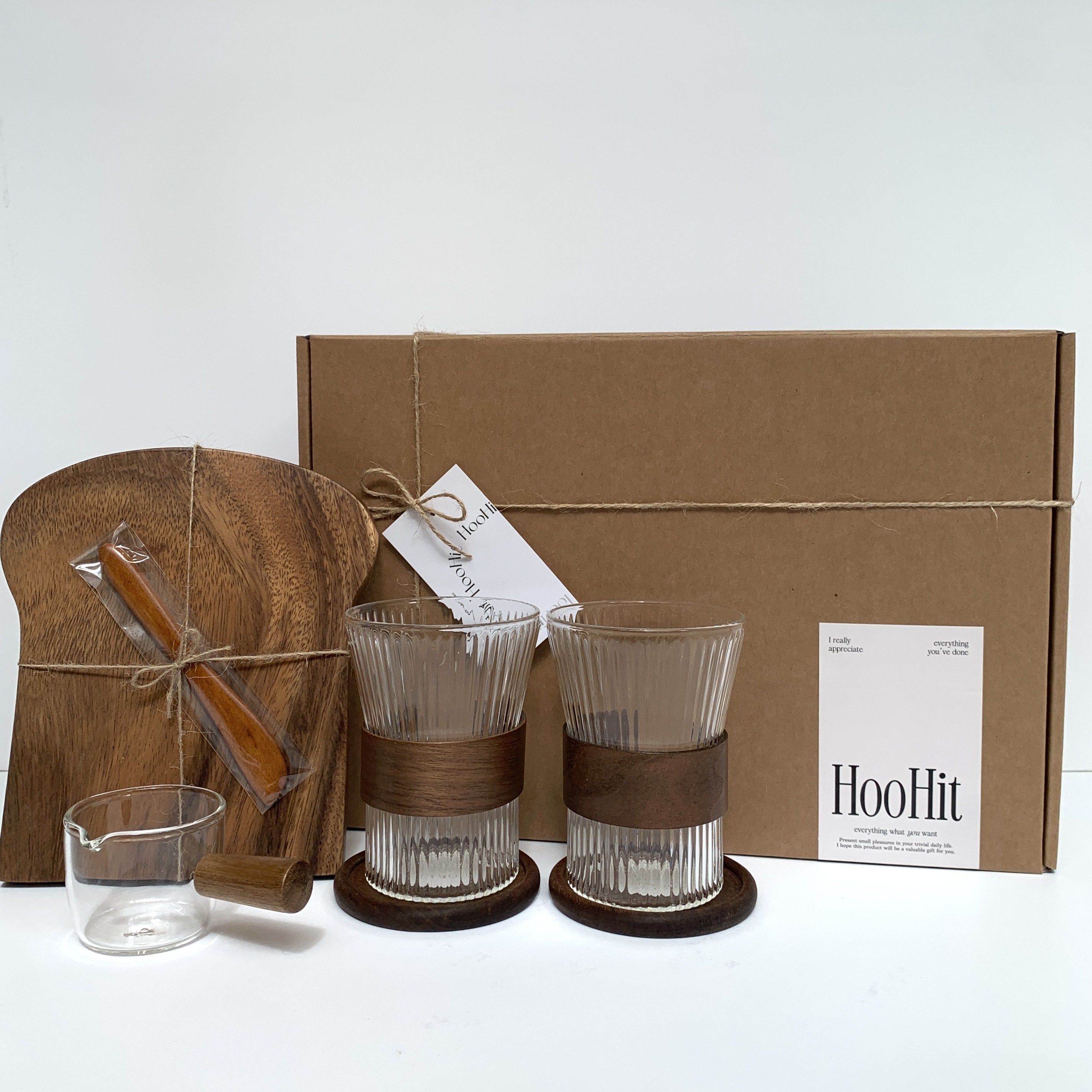 HOOHIT 집들이선물 우드 플레이팅 홈카페 선물세트+쇼핑백, 우드홀더 내열유리컵 345ml 2P, 1세트 58,900원