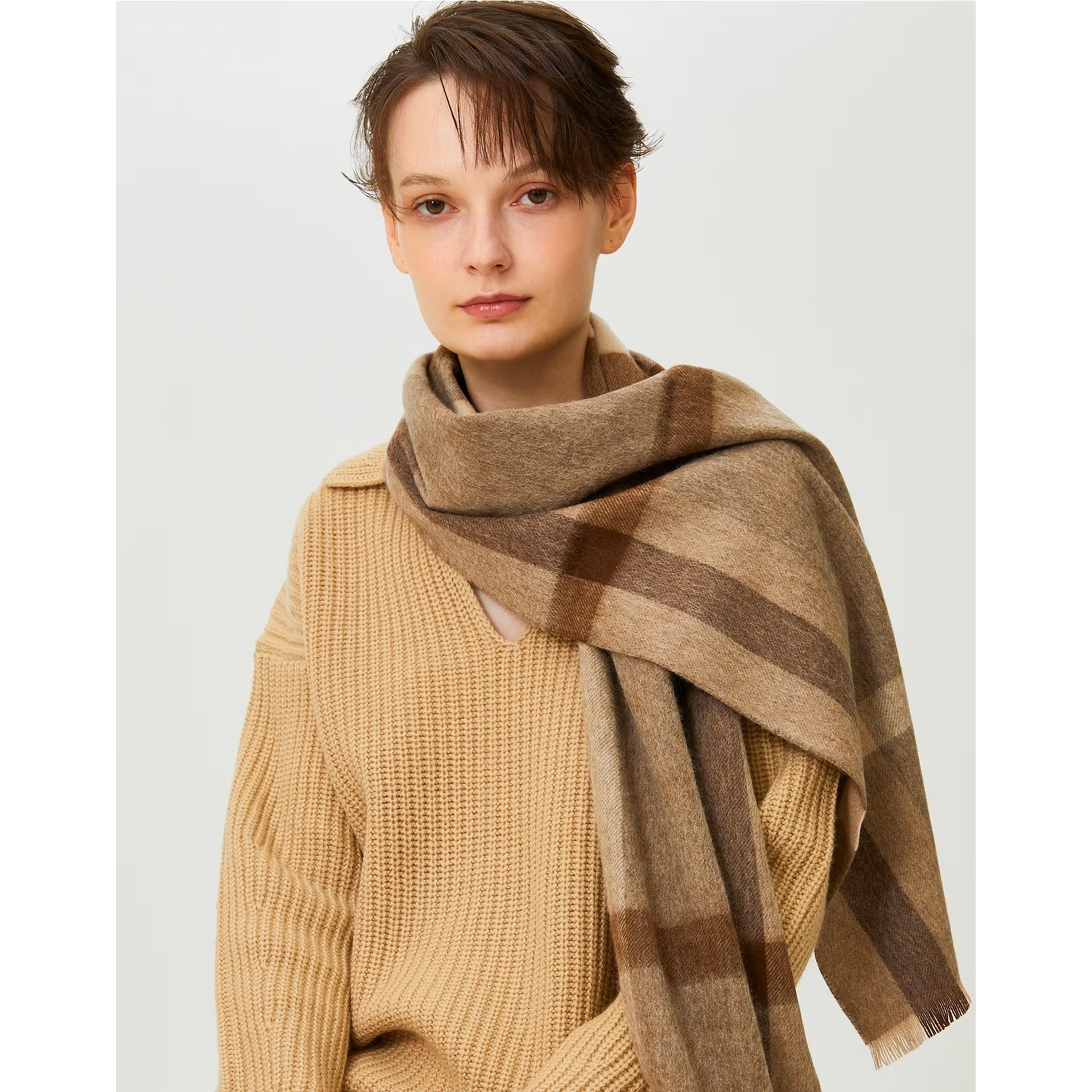 [롯데백화점] 닥스 정품 체크 울캐시 머플러 클래식 JJS-J 롱스카프(쇼핑백증정) 120,000원