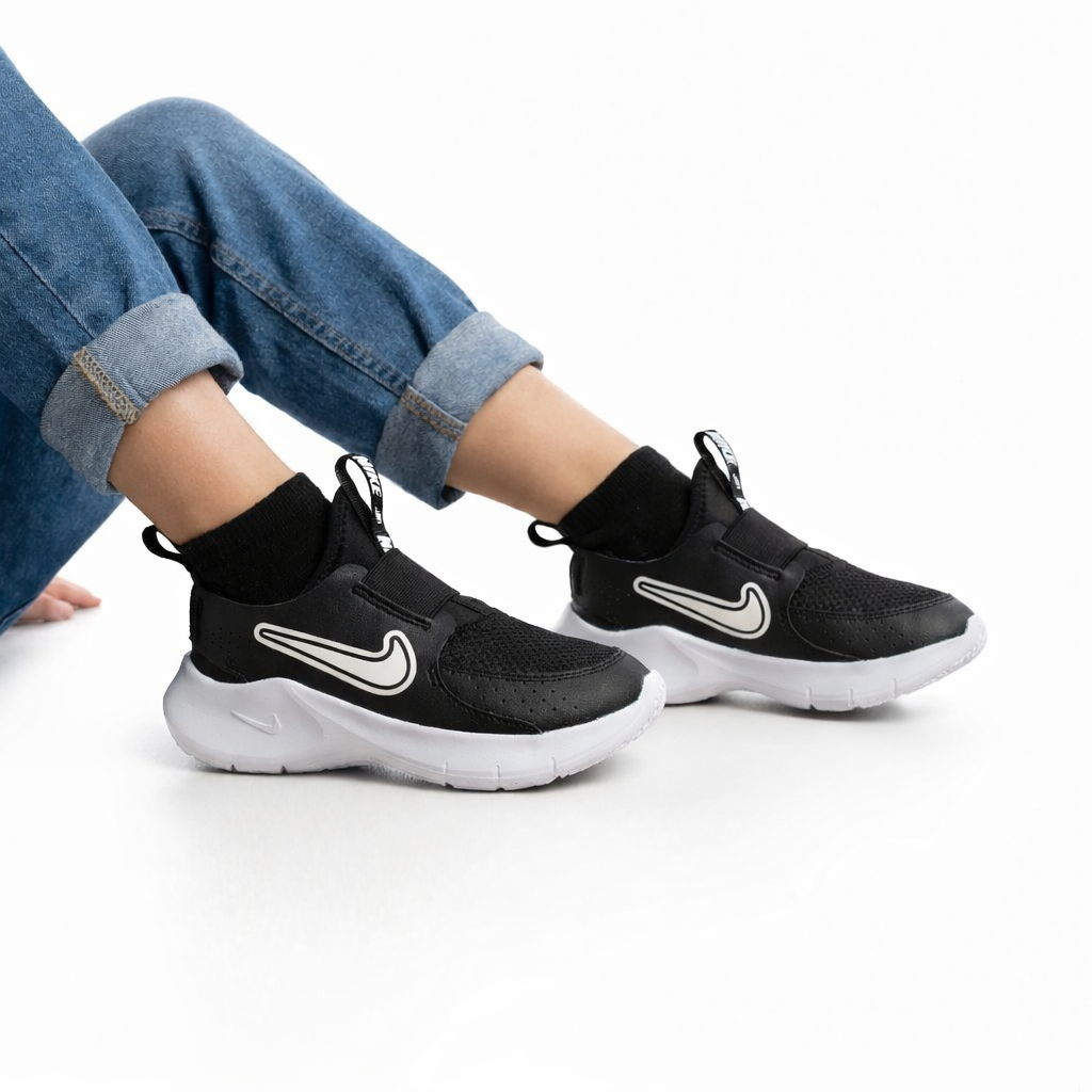 나이키 주니어운동화 플렉스러너3 블랙 아동운동화 발편한 쿠션 런닝화 고급 파우치 사은품 증정 41,000원