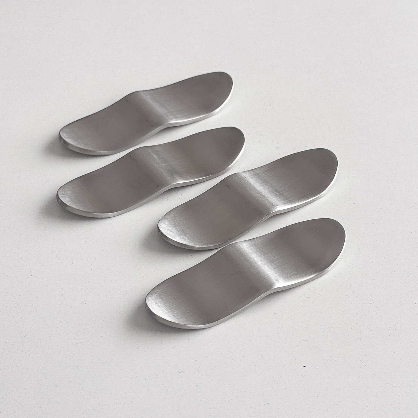 아카시아 소프트 글로우 스텐 모던수저 받침대 12,900원