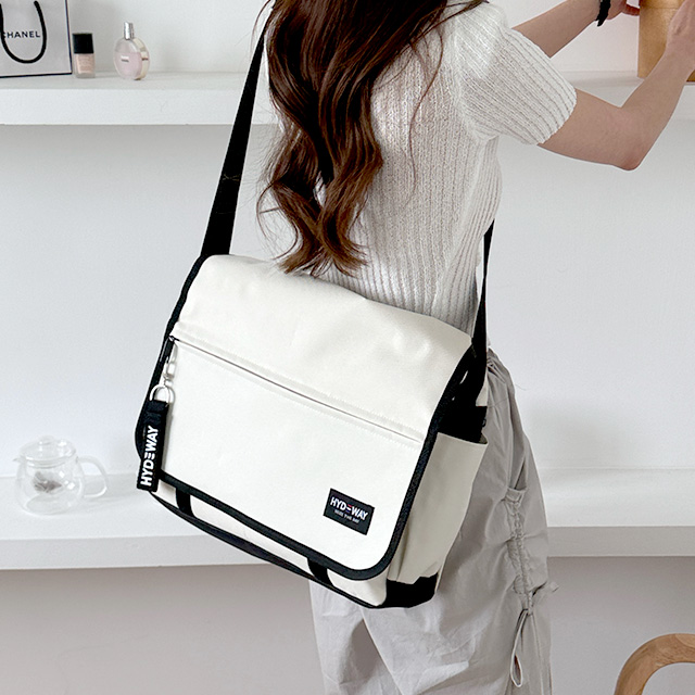 하이드웨이 스테이트 메신저백 크로스 가방 캔버스 노트북 메신저백 20,900원