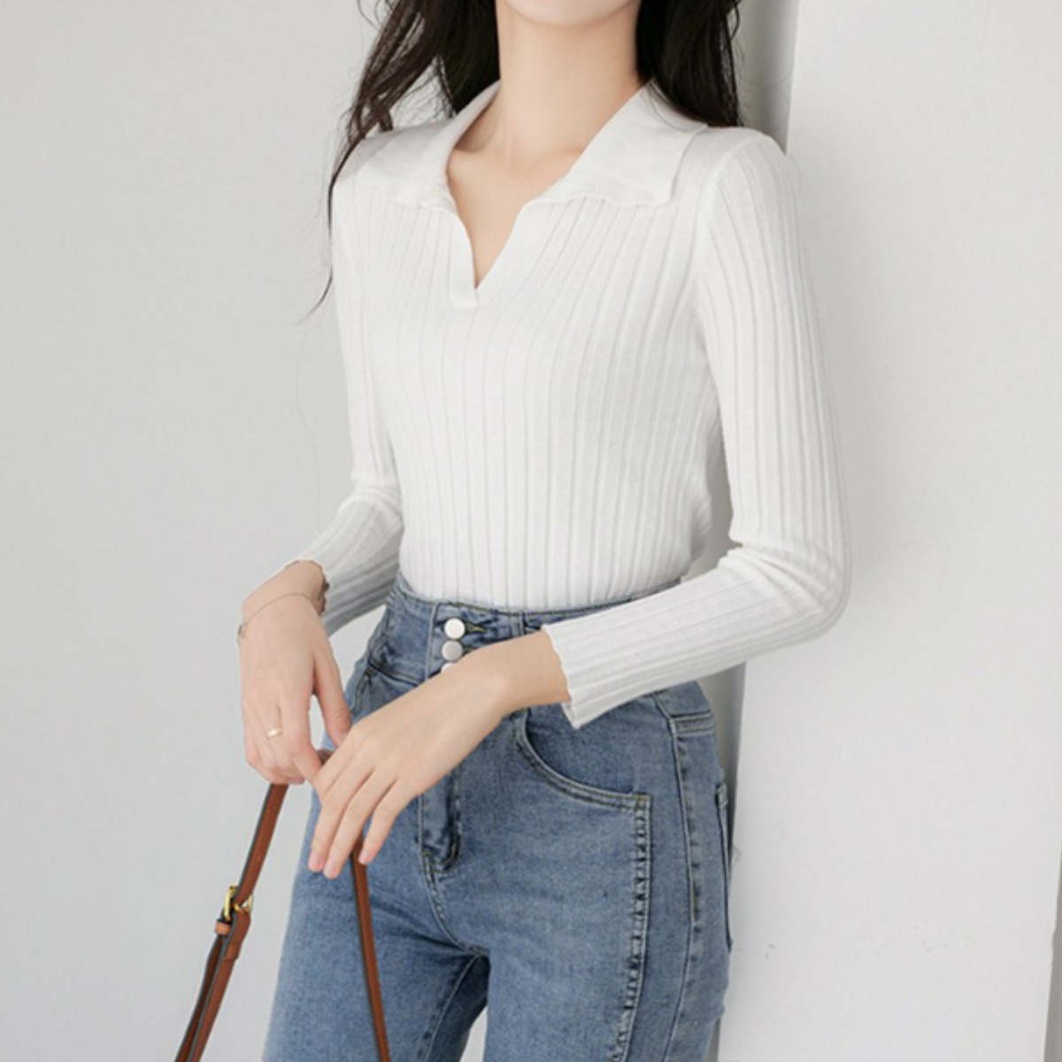 핑크셀럽 여성 골지 니트 카라 티셔츠 19,800원