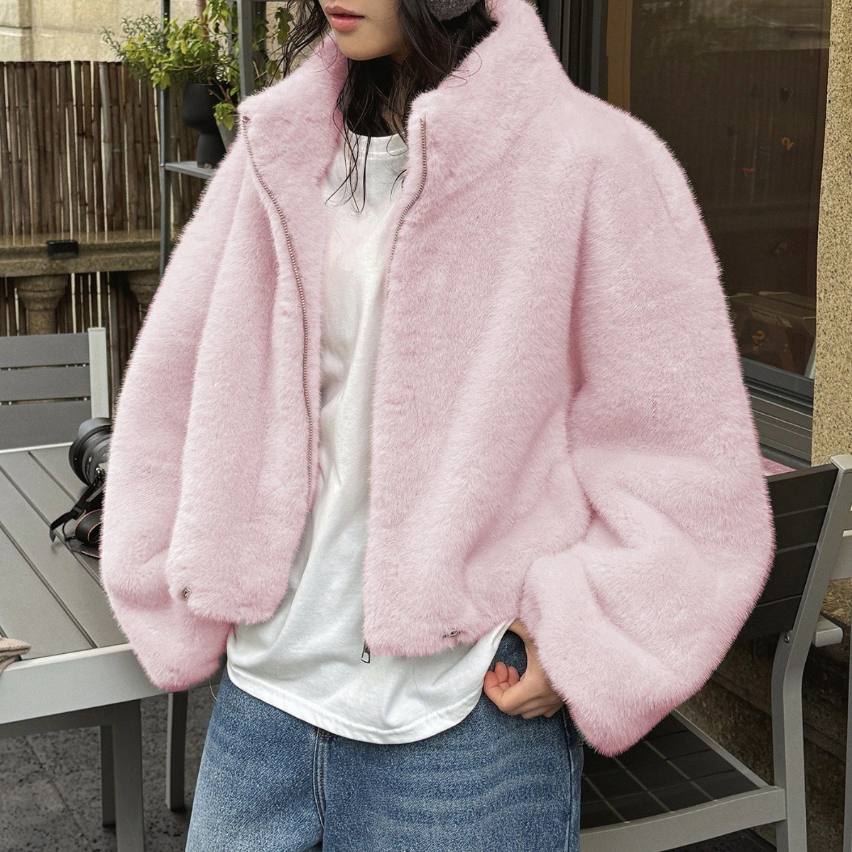 퀸앤조이 여성 겨울 포근 인조 퍼 집업 자켓 퍼 항공 점퍼 (로운스) 102,800원