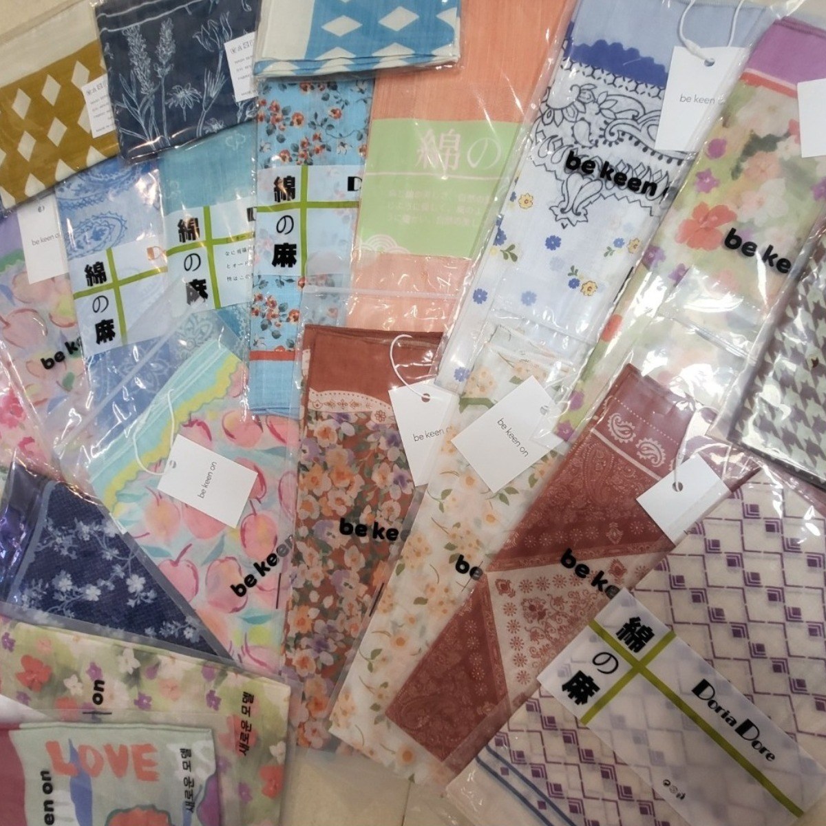 오아델 부드러운 여성 손수건 10장 세트 인기 랜덤 패턴 19,800원