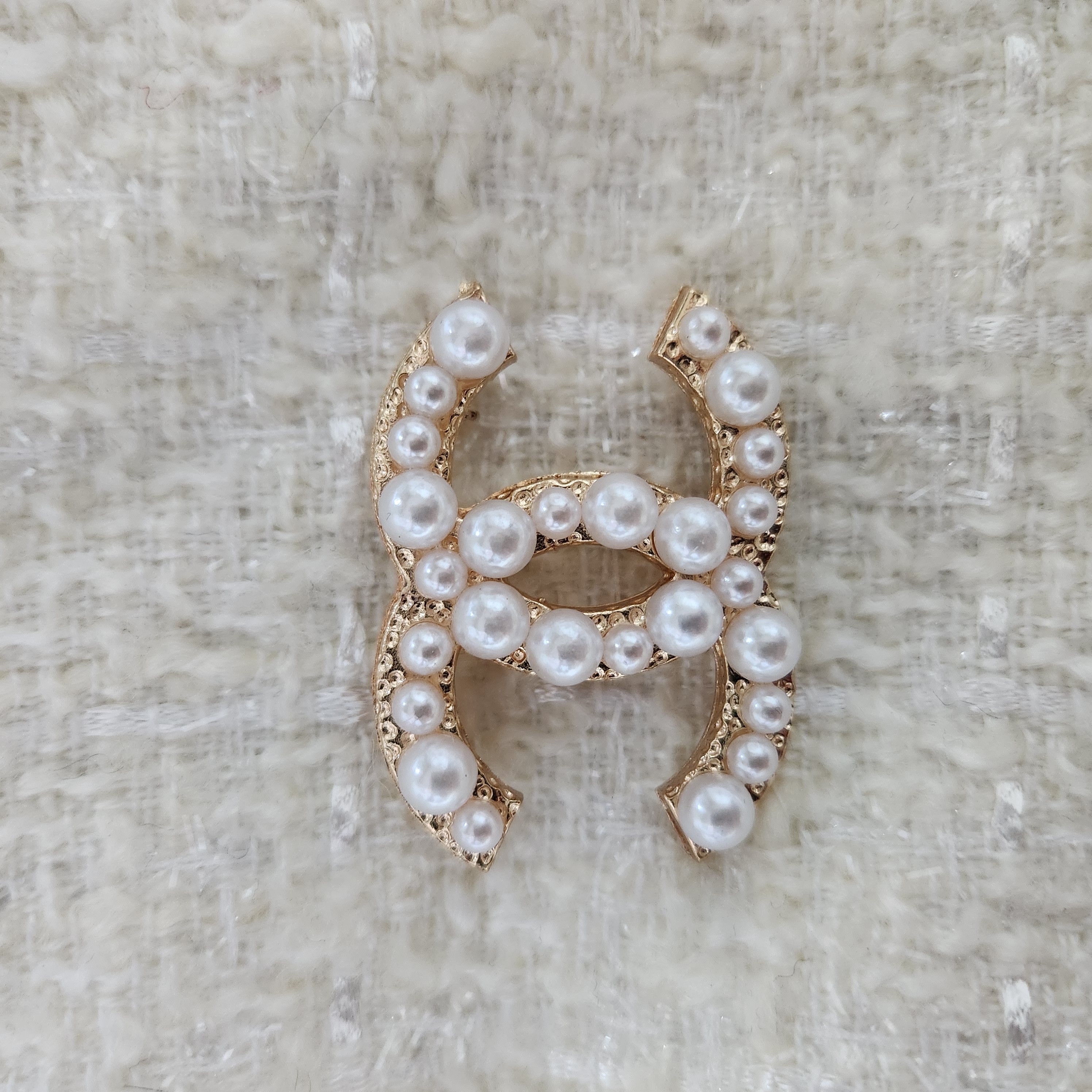 초이가든 하나사면 10년을 애용하는 진주 브로치 트위트 쟈켓 코트 장식 25,900원