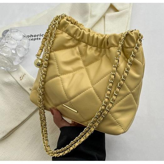 [데일리룩추천] 골드체인 미니 크로스백 여성 숄더백 가방 데일리 캐주얼 포인트백 17,700원