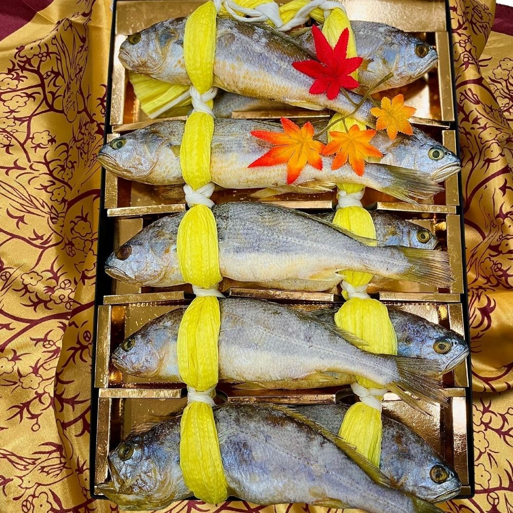 영광 법성포 굴비 특왕딱 이바지 10미 26cm내외 프리미엄 선물세트 제수용 예단용 명절 최고급 어르신선물, 1세트 554,000원