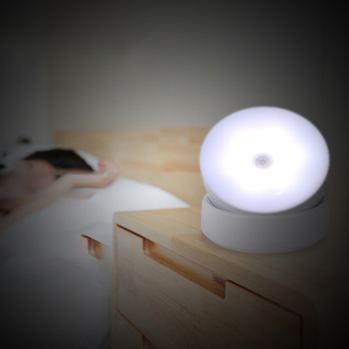 니녹 [1+1] LED 360도 건전지형 무선센서등 동작감지 조명 현관 화장실 간접조명 탈부착식 12,900원