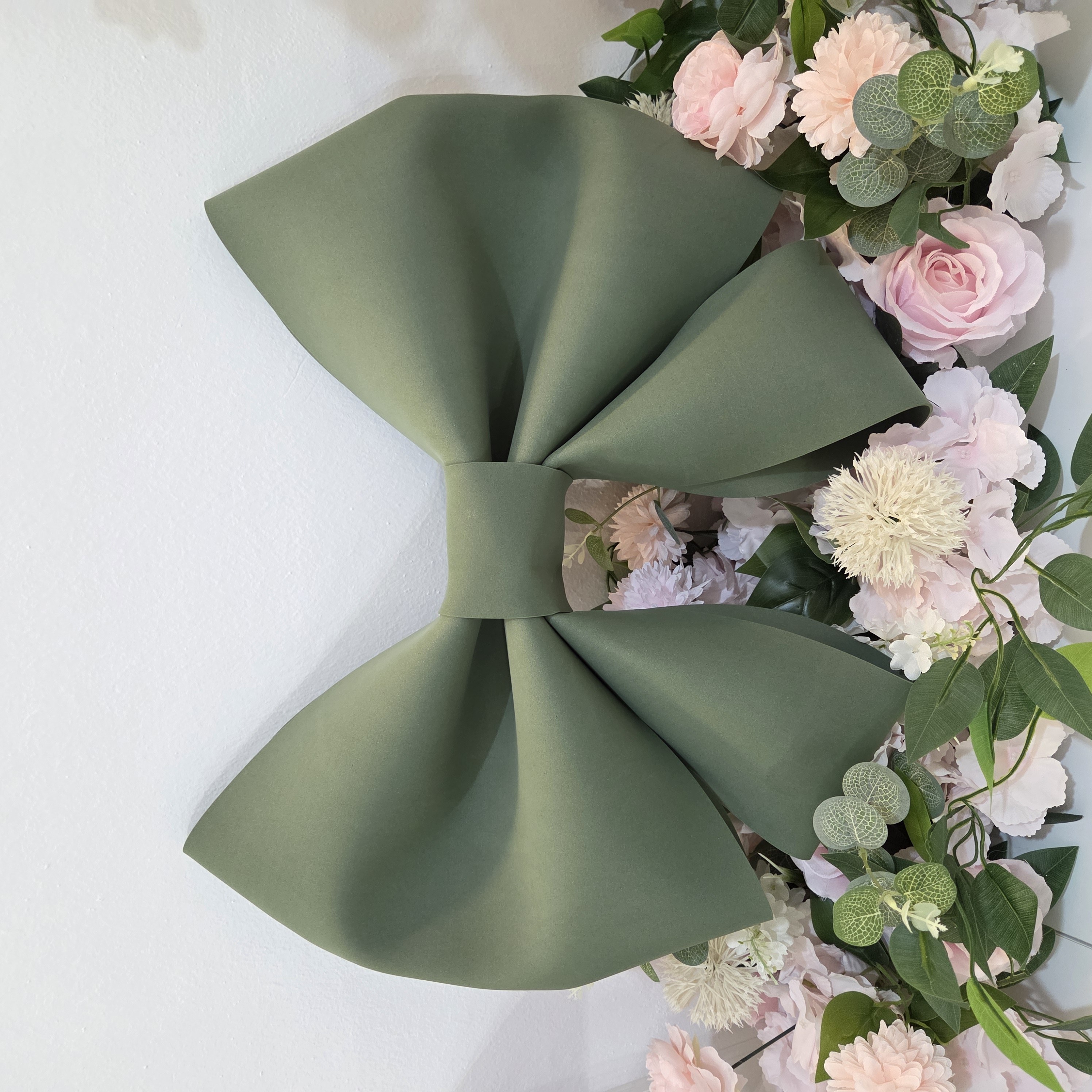 대형 리본 완제품 크리스마스 벽장식 웨딩카 신차 선물 장식 촬영 50센치 26,000원