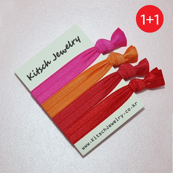 [키치쥬얼리] 1+1 엘라스틱 헤어타이 비바마젠타 2,900원