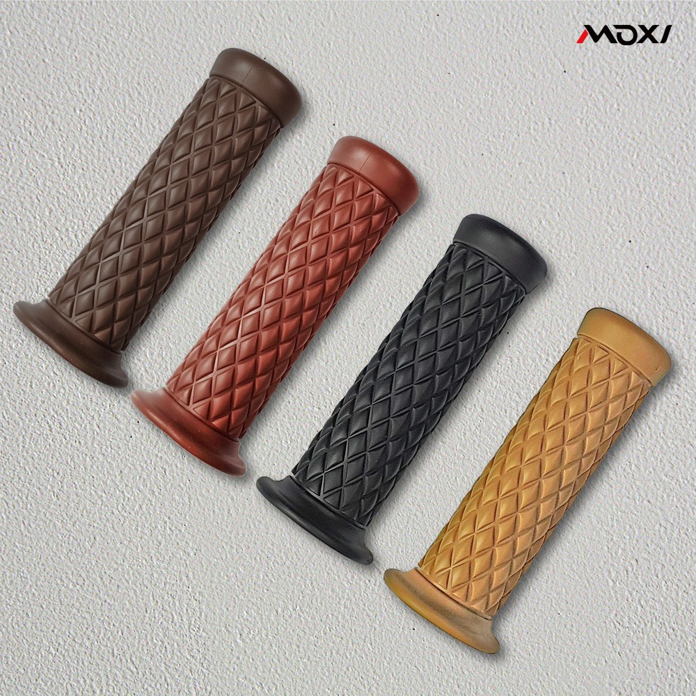 MOXI 오토바이 스쿠터 22mm 전용 MX-R005 클래식 튜닝 손잡이 핸들그립, 1개 4,750원