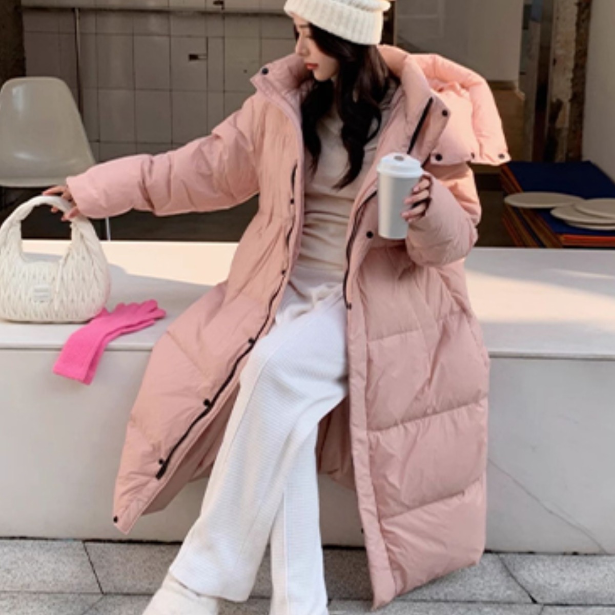 HA.M 여성 롱패딩 점퍼 겨울 패딩 롱 후드 코트 45,840원