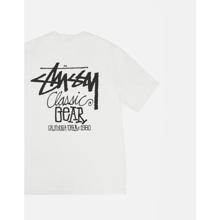 스트릿 감성 폭발! 지금 가장 핫한 스투시 그래픽 티셔츠CLASSIC GEAR TEE PIGMENT DYED!!요즘 인스타에서 자주 보이는 바로 그 티셔츠! 지금 아니면 품절! 139,000원