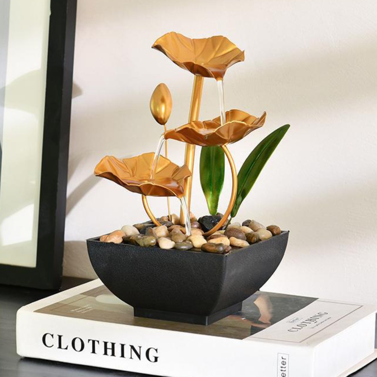 Izeriel 생활 철예 유수분수 사무실 유수 장식품 홈 인테리어 소품 가정용실내분수대 미니 분수대 미니폭포 가정용 펌프 가습기 37,800원