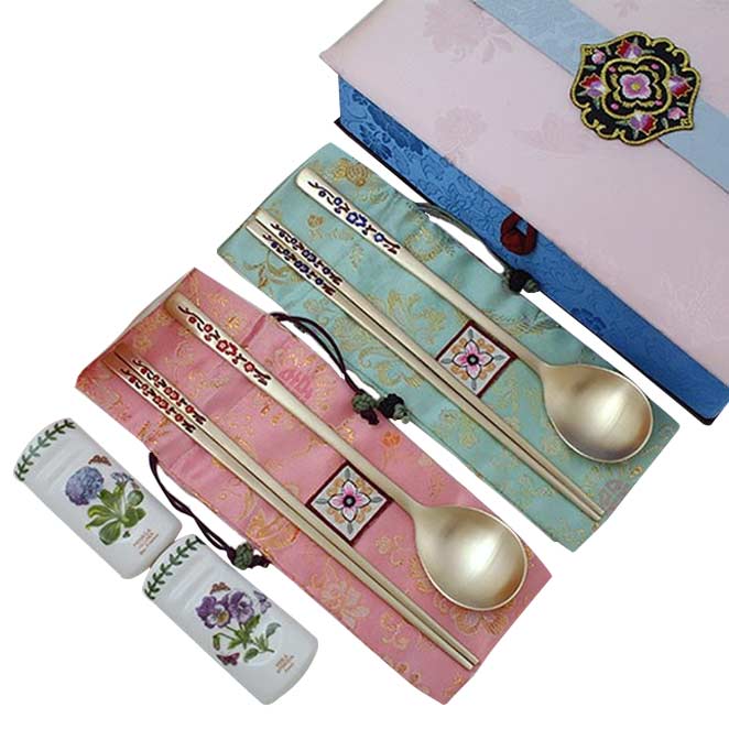 고집몰 백세매화 칠보 방짜유기 수저세트 B타입 포트메리온수저받침포함 140,220원