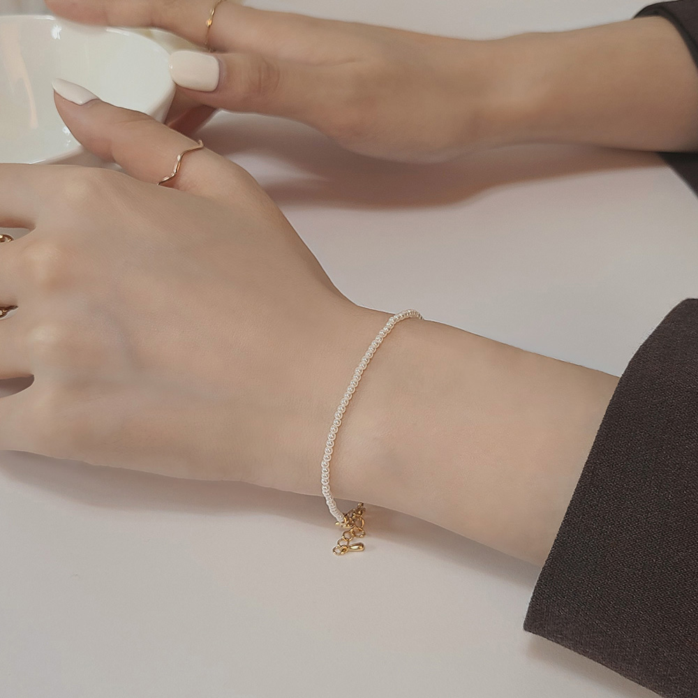 [초콜리트쥬얼리] 에이런 미니 2mm 밥풀 진주 초커 목걸이 12,900원