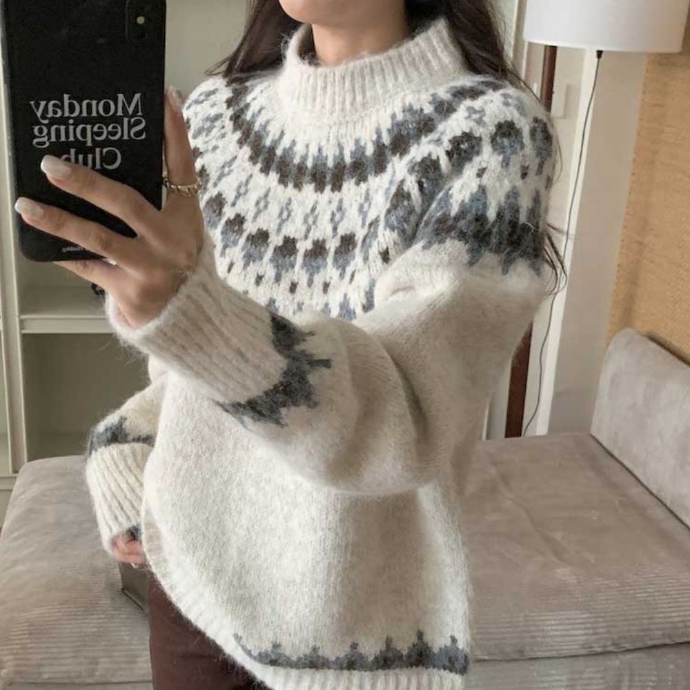 엘리오르 여성 노르딕 패턴 라운드 니트 겨울 보온 데일리 스웨터 티셔츠 상의 83,400원