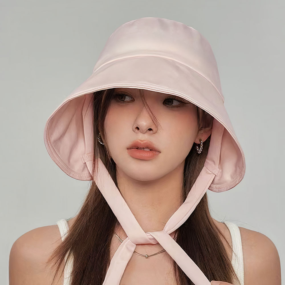 리보마 여성 햇빛가리개 챙넓은 버킷햇 사이즈조절 턱끈 썬캡 16,700원