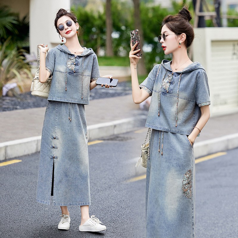 셀럽당 여성 자수 후드 데님 세트스커트 하복 신상 반신스커트 투피스 U0355-KR 33,220원