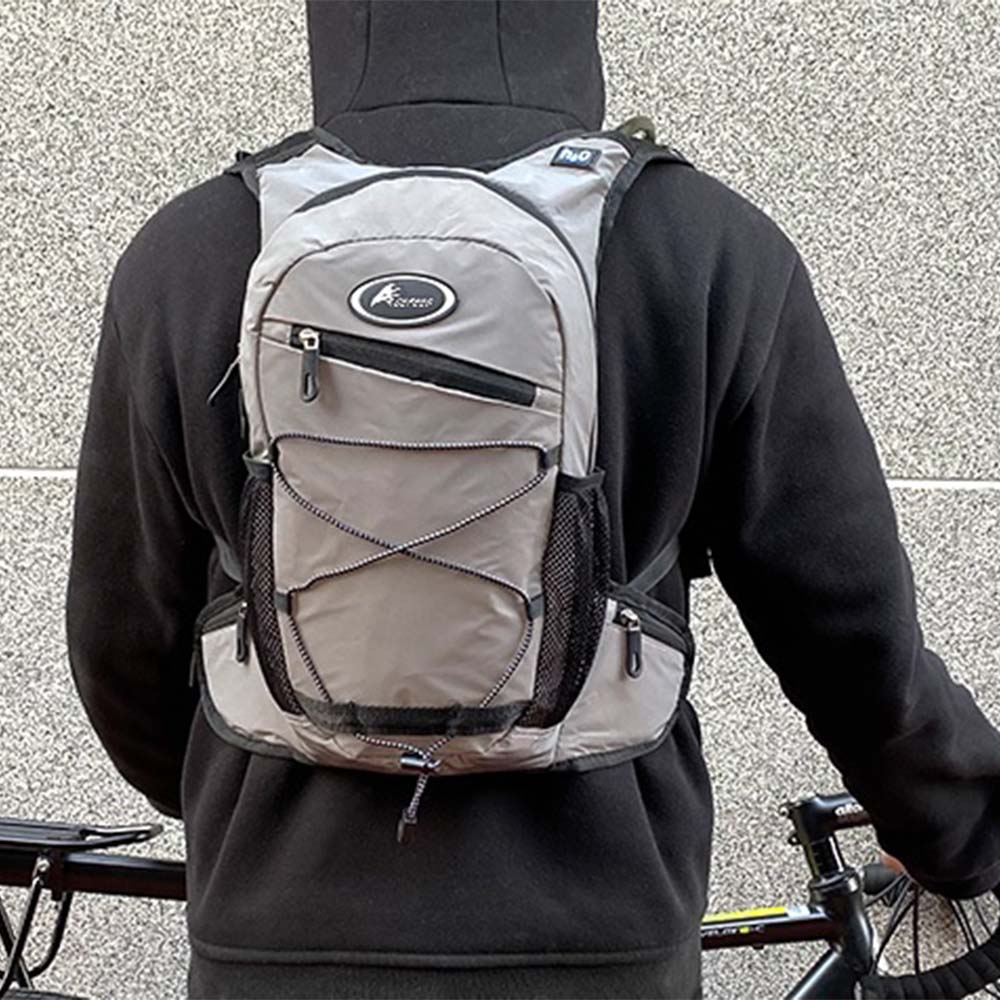 편리한 간편한 가벼운 자전거 라이딩 등산 다용도 가방 백팩 배낭 헬멧거치 29,900원