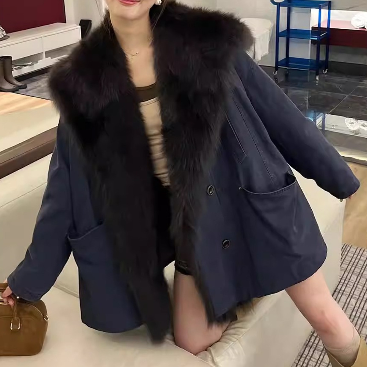 퀸앤조이 모다비 빅퍼카라 퀼팅 야상 자켓 113,800원