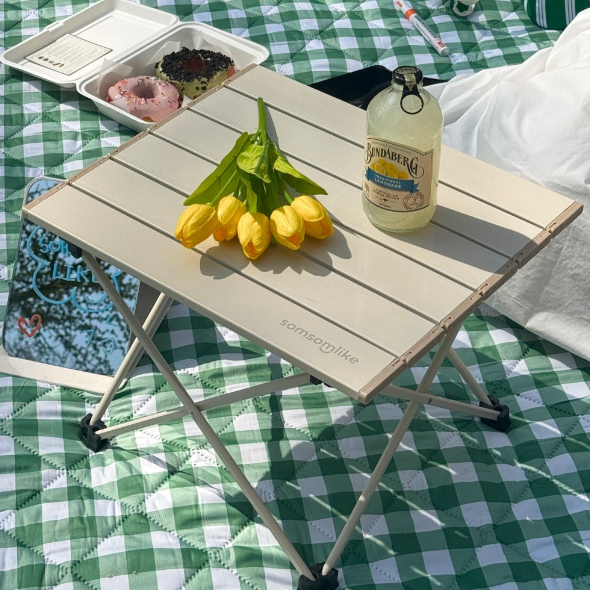 솜솜라이크 폴딩 경량 피크닉 테이블 28,900원