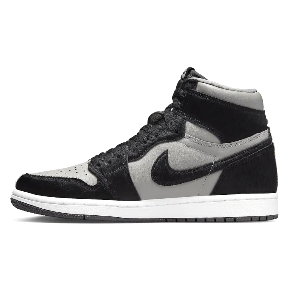 [NIKE]나이키_여성용_에어 조던 1 레트로 하이_AIR JORDAN 1 RETRO HI OG_운동화_블랙/화이트_DZ2523-001 106,650원