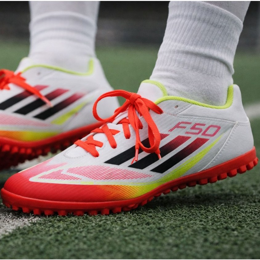 아디다스 남성 풋살화 IE1225 F50 클럽 TF 연습용 경기용 54,900원