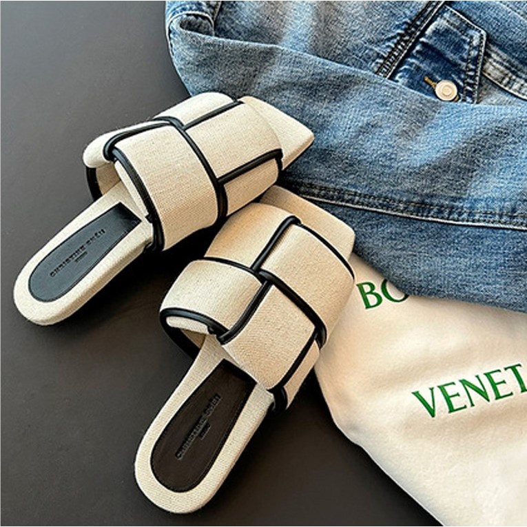 한아로지스 여성 여름 모던 사각짜임 일자 플랫 슬리퍼 24,900원