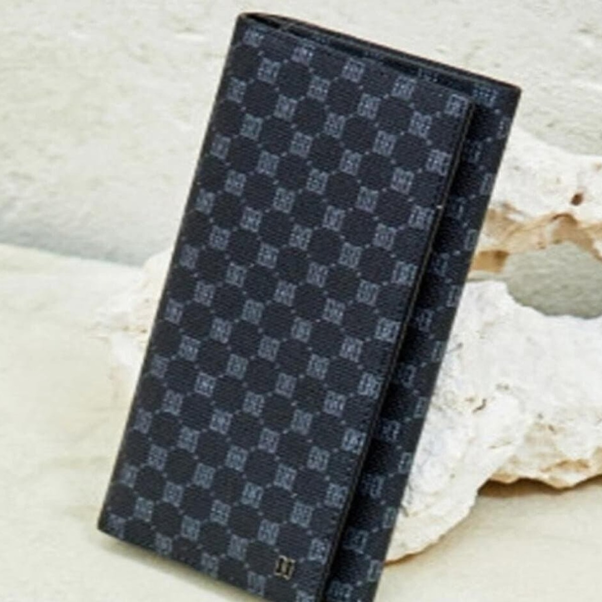 [국내백화점]  닥스 남성 블랙 가죽 로고 DD 패턴 장지갑 브랜드 선물 181,700원