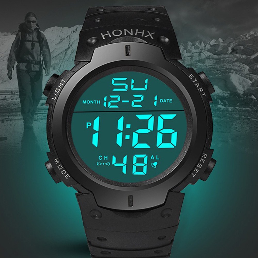 군인 입대 학생 노인 부모님 큰 화면 전자 방수 스포츠 손목 시계 15,900원