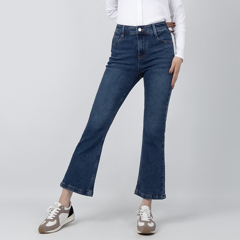 코너스톤 여성 청바지 약기모 뒷밴딩 부츠컷 W4D1621 29,000원