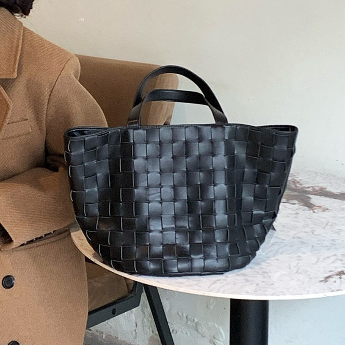 D.I.O 최고급 하이엔드 명품 양가죽 위빙 숄더백 269,000원