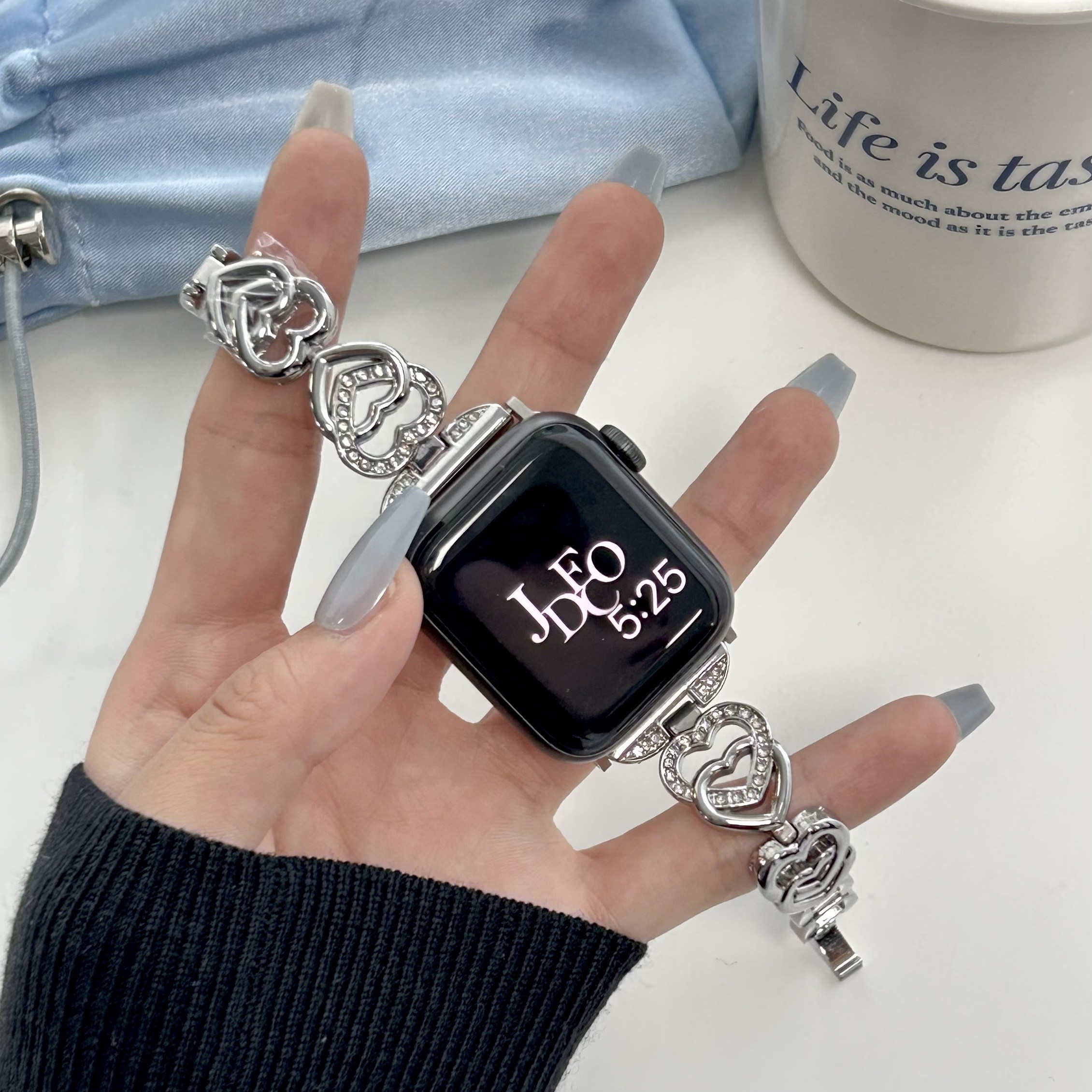 제이데코 애플워치 호환 큐빅 하트 메탈 스트랩, 실버, 1개 17,900원