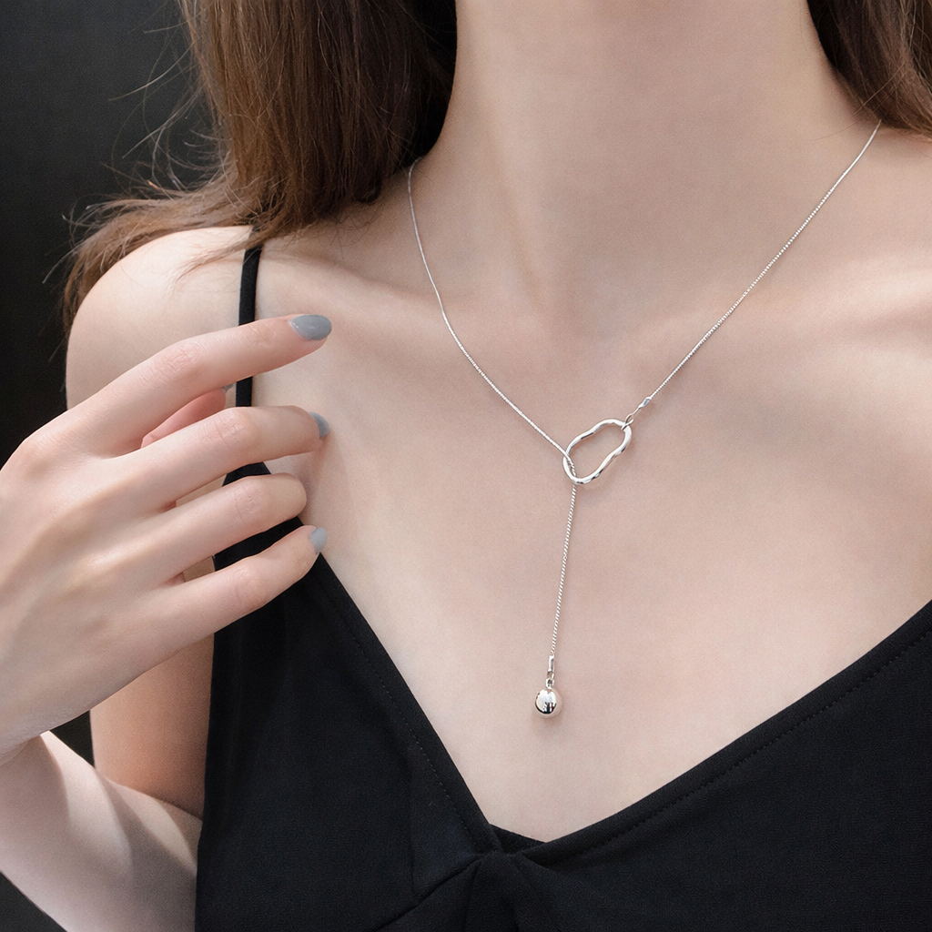 백송 마벨러스 링 드롭 롱 뱀줄 목걸이 써지컬스틸 유니크 슬림 구슬 슬림 체인 네크리스 15,900원